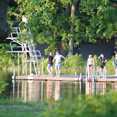 イン Slukefter & 3*