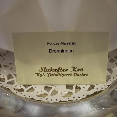 Slukefter & イン 3*