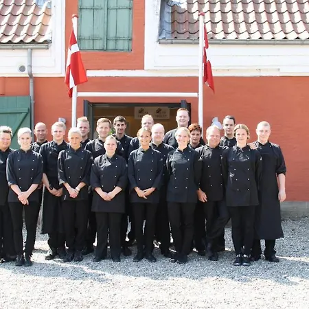 Slukefter & イン 3*