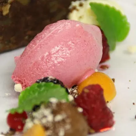 イン Slukefter & 3*